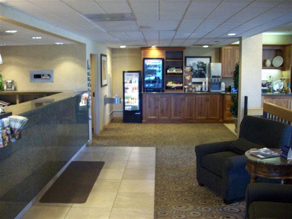 Red Lion Inn & Suites Deschutes River - Bend Exteriér fotografie