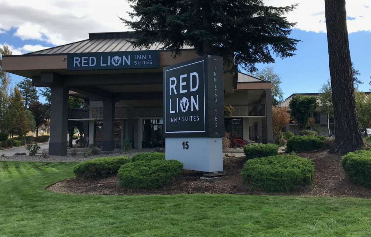 Red Lion Inn & Suites Deschutes River - Bend Exteriér fotografie